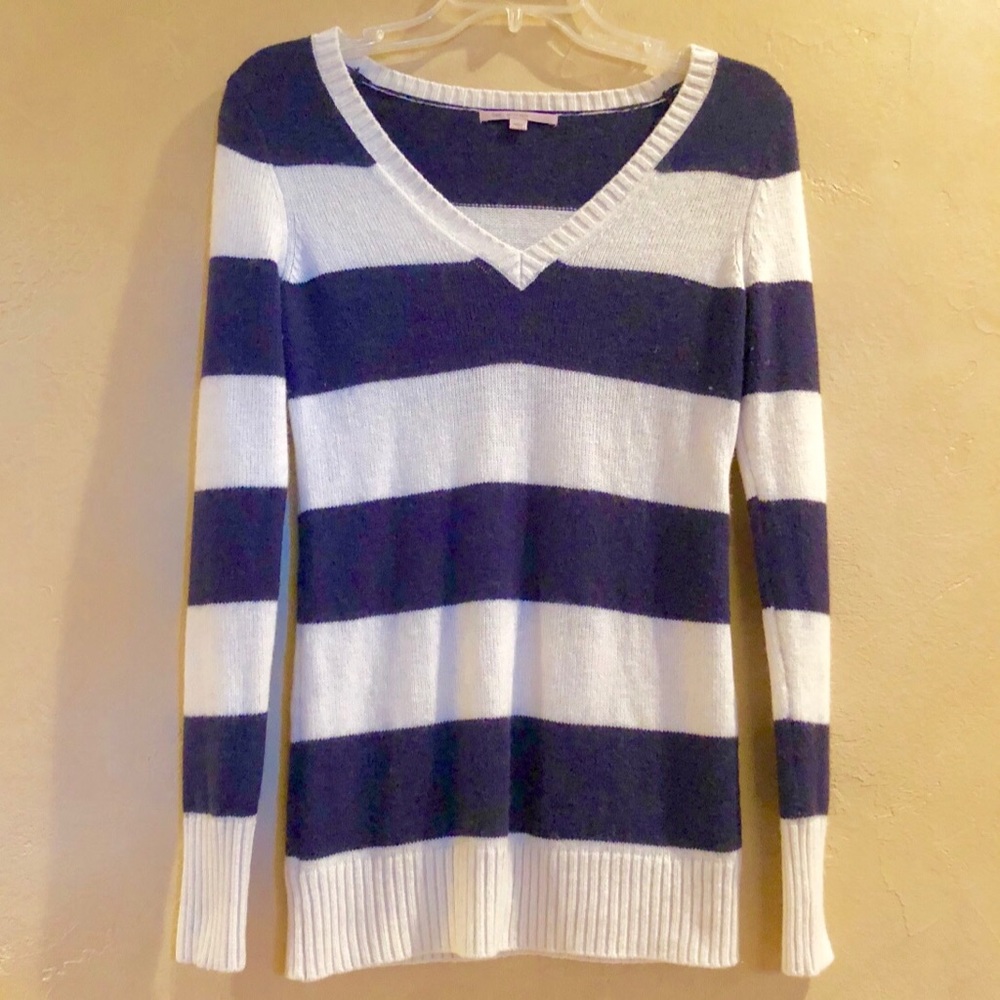 Gap Navy Blue Ivory Pullover V-neck Stripe Sweater